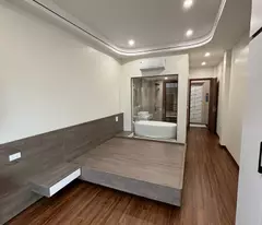 Bán nhà ngõ 94 Thượng thanh 40m x 6T gara thang máy nhỉnh 11 tỷ còn tl