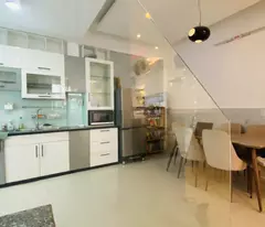 NHÀ ĐẸP- GIÁ TỐT - Chính Chủ Cho Thuê Nhà Nguyên Căn Hẻm 241 đường Bến Vân Đồn, Quận 4, Hồ Chí