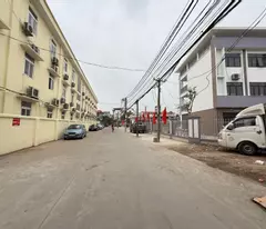 HÀNG HIẾM – ĐẤU GIÁ SÁP MAI – VỈA HÈ – Ô TÔ TRÁNH  Diện tích: 69m² Mt 5m. vuông đẹp,