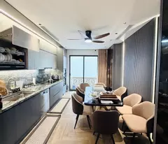 Bán nhà ngõ 52 Ngọc Lâm 55m x 6T gara thang máy mới tinh, tặng lại nội thất.