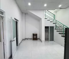 CHỦ DƯ CĂN NHÀ 2 TẦNG GẦN BIỂN HẺM PHẠM VĂN ĐỒNG PHƯỜNG BẮC NHA TRANG