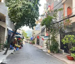 Nhà 2 tầng HXH thông Q7, 160m², gần Nam Long Trần Trọng Cung, giá 8.5 tỷ