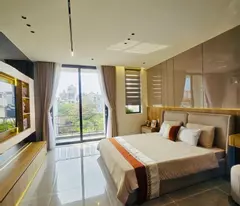 5 TẦNG THANG MÁY - OTO ĐỖ CỬA - LÀNG HOA TRUNG TÂM GÒ VẤP - CHỦ ĐỂ LẠI TOÀN BỘ NỘI THẤT TIỀN TỶ -