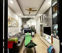 Thuỵ khuê tây hồ 42m x4 tầng 10,8 tỷ-mặt ngõ thông,kinh doanh,ô tô tránh 50m