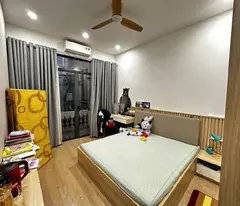 Thuỵ khuê tây hồ 42m x4 tầng 10,8 tỷ-mặt ngõ thông,kinh doanh,ô tô tránh 50m