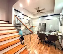 Bán nhà phố Hoàng Cầu, Đống Đa 56m, 5 tầng, mt 4.5m. Giá: 33.8 tỷ. LH: 0937158386