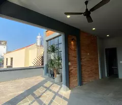 CHO THUÊ MẶT BẰNG SÂN THƯỢNG TẦNG 1 CỰC CHILL – KHÁC BIỆT NGAY TRUNG TÂM HÓC MÔN