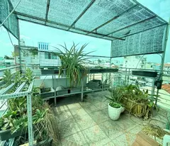 Vị trí: P4 Tân Bình, khu vực sầm uất, giao thương cực tốt.