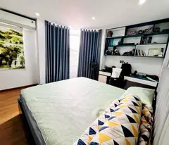 Nguyễn khang 32m x5 tầng giá 8,2 tỷ - lô góc,ngõ ba gác tránh,40m ra phố