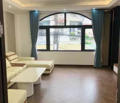 🏡 SIÊU PHẨM 7 TẦNG MẶT PHỐ TRUNG TÂM THẠCH BÀN – KINH DOANH ĐỈNH CAO
