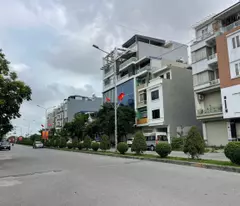 CHUYỂN NHƯỢNG ĐẤT MẶT ĐƯỜNG ĐÔI LÊ HỒNG PHONG – LÔ 27 – VỈA HÈ 5M – GIÁ 7,68 TỶ