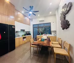 Bán nhà đẹp Ngô Gia Tự -Dân xây- oto cực gần - siêu tiện ích-- 70m 4 tầng- nhỉnh 11 tỷ(TL)