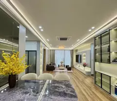Bán nhà 5 tầng phố Lạc Long Quân, Tây Hồ, ô tô lùi cửa, kinh doanh, 45m, 5 tầng, 12.6 tỷ