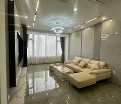 Bán nhà Ngọc Thuỵ 44m x 7T gara oto thang máy nhỉnh 15t còn tl