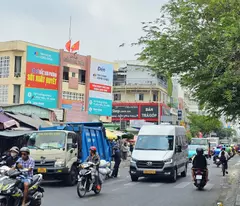 Nhà Mặt Phố 307 Bàu Cát 133m2, 2 Tầng, Hướng ĐN, Sổ Hồng Riêng - 15 Tỷ Tân Bình