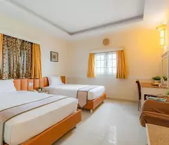 Cho thuê khách sạn 41 phòng ngay trung tâm đà lạt diện tích 550m , 110 triệu