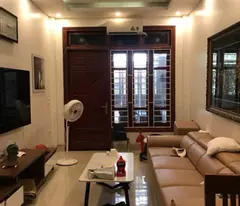 Hàng hiếm !!!! Nhà thượng thanh 44m2. 5 tầng dân xây - ô tô đỗ tận cửa - giá chỉ hơn 6 tỷ