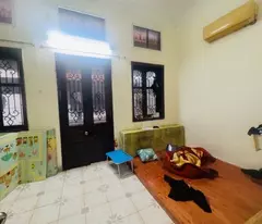 Bán 104M lĩnh nam tặng nhà lô góc ô tô tránh vào nhà kinh doanh hoàng mai