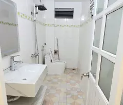 BÁN NHÀ PHÚC LỢI – LONG BIÊN  NHÀ ĐẸP, CÓ SÂN, 3 NGỦ