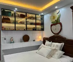 NHÀ MỚI- CÓ Ô CHỜ THANG MÁY- Ô TÔ CÁCH 30M. 2 MẶT NGÕ THOÁNG TRƯỚC SAU- NỘI THẤT ĐẸP LONG LANH
