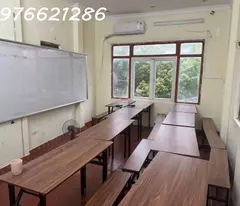 Bán Nhà Mặt Đường Ngô Gia Tự - 32m2 - MT 4m - 4 Tầng - Giá 11,9 Tỷ - Vị Trí Đẹp - Vỉa Hè Rộng -