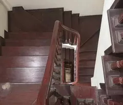 Bán Nhà Mặt Đường Ngô Gia Tự - 32m2 - MT 4m - 4 Tầng - Giá 11,9 Tỷ - Vị Trí Đẹp - Vỉa Hè Rộng -