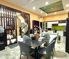 BIỆT THỰ KIỀU ĐÀM TRẦN XUÂN SOẠN Q7 – LÔ GÓC 2 MẶT TIỀN – 175M2