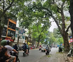 PHAN ĐÌNH PHÙNG – LÕI BA ĐÌNH – NHÀ 5 TẦNG Ở NGAY – KHÔNG GIAN THOÁNG VĨNH VIỄN – HIẾM TRONG TẦM