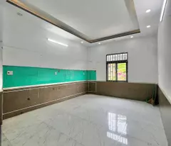 Nhà hẻm 98 Bùi Văn Ba – Vị trí đẹp- chỉ 7 Tỷ 9 TL
