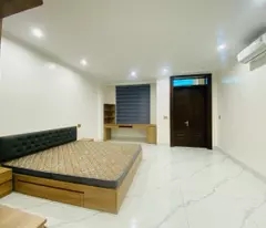 CHO THUÊ NHÀ 6  VÕ CƯỜNG CÓ THANG MÁY VÀ 6 PHÒNG NGỦ