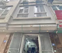 Bán nhà phố Nguyễn Khánh Toàn, Cầu Giấy, ô tô lừi cửa, kinh doanh, 48m, 5 tầng, 13.4 tỷ