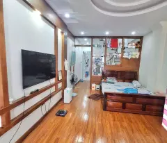 Bán nhà phố Nguyễn Khánh Toàn, Cầu Giấy, ô tô lừi cửa, kinh doanh, 48m, 5 tầng, 13.4 tỷ