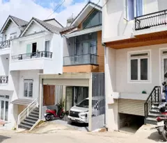 BÁN NHÀ HẺM Ô TÔ NGUYỄN TRUNG TRỰC – P. XUÂN HƯƠNG ĐÀ LẠT