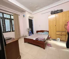Nhỉnh 4 tỷ bán nhà tân mai nguyễn chính 5 tầng dân xây cách phố 50M hoàng mai