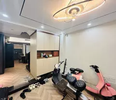Bán nhà phố Giang Văn Minh, Ba Đình, dân xây, gần phố, hai thoáng, 37m, 5 tầng, 9.5 tỷ