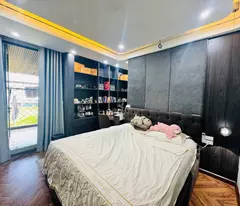 Bán nhà phố Giang Văn Minh, Ba Đình, dân xây, gần phố, hai thoáng, 37m, 5 tầng, 9.5 tỷ
