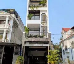 BÁN NHÀ 4,5 TẦNG TĐC HỒ SEN – THIÊN LÔI / KHÚC HẠO – CÓ THANG MÁY – GIÁ 10,5 TỶ