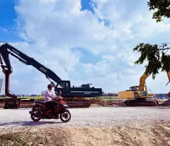 BIỆT THỰ CHDV CAO CẤP, GÓC 2 MẶT TIỀN, GẦN BỜ KÊNH THAM LƯƠNG, DT 320M2, 4 TẦNG GIÁ 39 TỶ