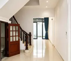 Bán nhà phố Nguyễn Chí Thanh, Đống Đa, ô tô tránh, dân xây, mặt tiền rộng, 45m, 12.6 tỷ