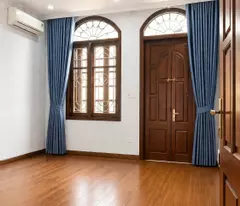 Bán nhà phố Nguyễn Chí Thanh, Đống Đa, ô tô tránh, dân xây, mặt tiền rộng, 45m, 12.6 tỷ