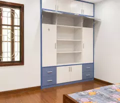 Bán nhà phố Nguyễn Chí Thanh, Đống Đa, ô tô tránh, dân xây, mặt tiền rộng, 45m, 12.6 tỷ