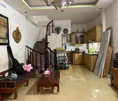 Nhà gần phố Hồ Tùng Mậu nhà 2 mặt thoáng