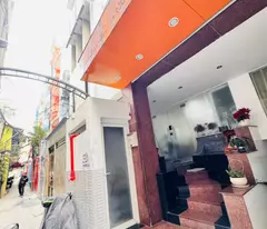 CHỦ 1 ĐỜI XƯA DỄ THƯƠNG CẦN BÁN NHÀ 2 TẦNG MẶT TIỀN HẺM Đ.LÊ LAI, QUẬN 1- DT 4M*15M- CHỈ 15T-
