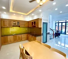 Chính chủ bán nhà 4 lầu DTSD 200m2 góc 2 mặt tiền HXH đường Cây Keo