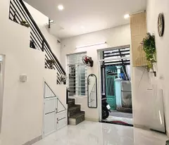 BÁN CĂN GÓC 2 TẦNG NHỎ XINH TTTP GẦN CHỢ VCN PHƯỚC HẢI