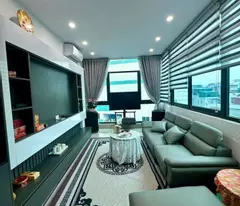 CẦN BÁN GẤP NHÀ - TRUNG TÂM ĐỐNG ĐA - GẦN PHỐ - NHÀ ĐẸP Ở NGAY