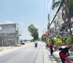 Nhà 5 tầng mặt tiền bờ kè view sông đường Nguyễn Duy P9 Q8. Giá: 11.5 tỷ