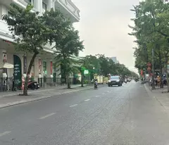 Thách thức đầu tư MT 20m gần Song Hành Q12 196m2 ngang 12m tặng GPXD 9 lầu+hầm 16 tỷ xíu.