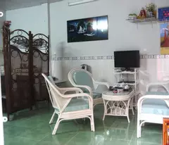 BÁN NHÀ Đ.HOÀNG DIỆU- HIẾM NGANG 4M- CHỈ 3.3T- THÔNG RA TÔN ĐẢN- GẦN TRƯỜNG NGUYỄN TẤT THÀNH.