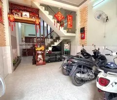 LÊ VĂN QUỚI HIẾM CÓ NHÀ 40M2 4 TẦNG 4PN 3WC SÂN THƯỢNG SHR NHỈNH 4 TỶ